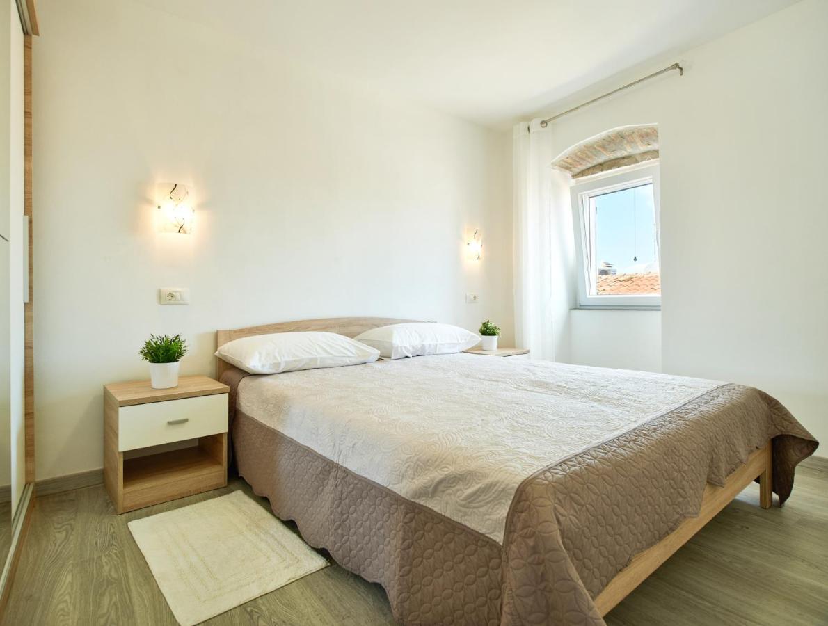 Old Town Splendid Apartments By Irundo Rovinj Exterior photo